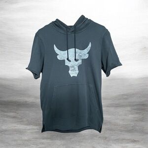 Under Armour Short Sleeve Hoodie | Graphic Logo size small